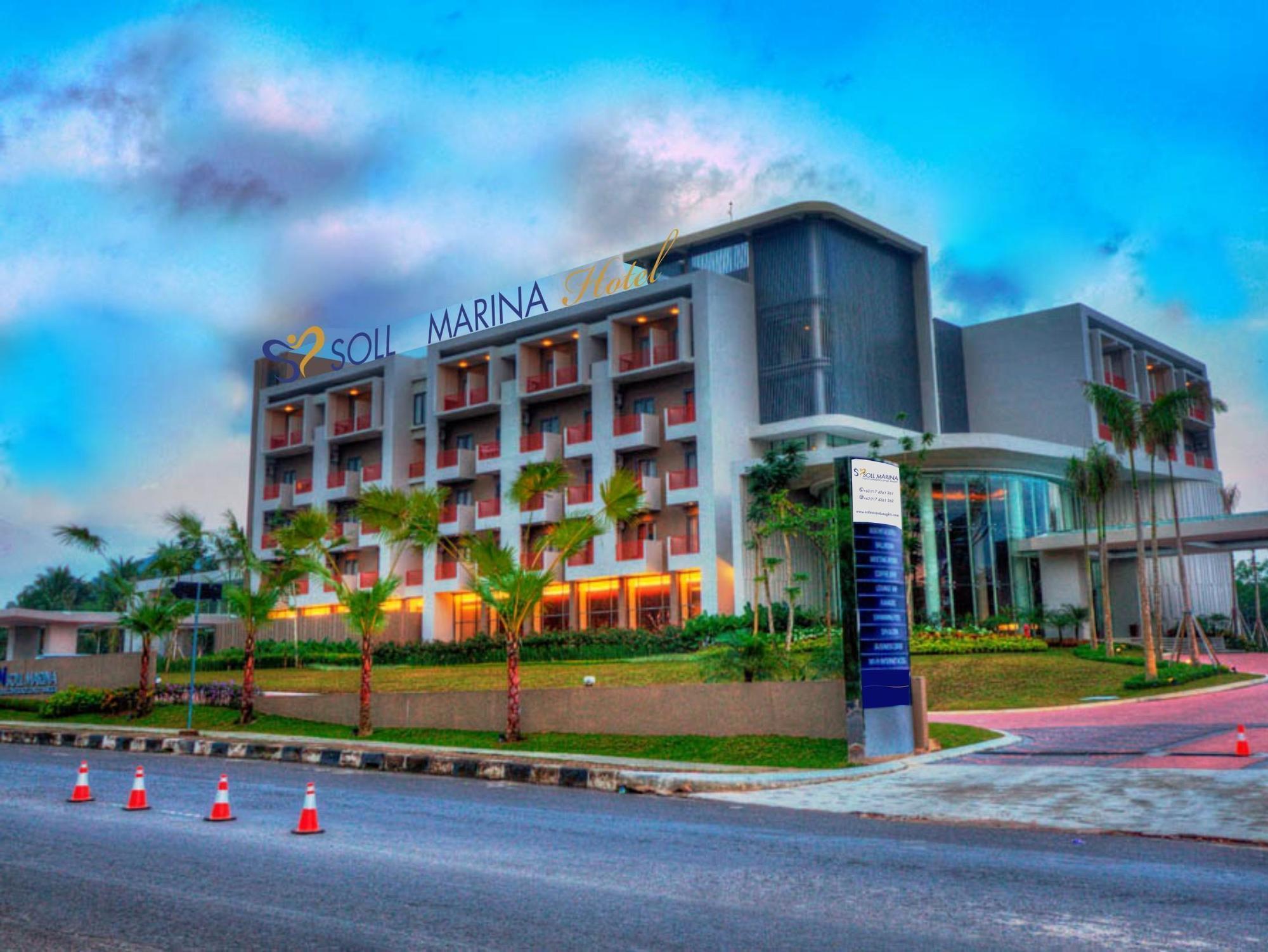 Soll Marina Hotel & Conference Center Bangka Пангкалпинанг Екстериор снимка